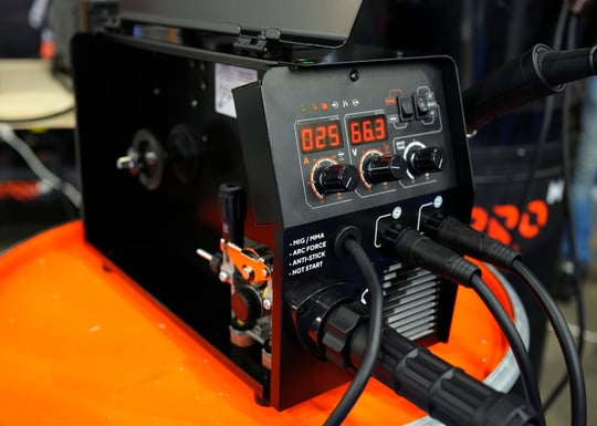  DC-Inverter; MMA-Schweißgerät